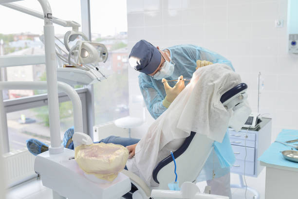 Best Cracked Tooth Emergency Dentist  in Searingtown, NY